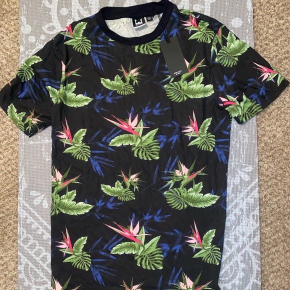 WXYZ Other - Men’s Black and Green Palm Leaf Tropical Tee